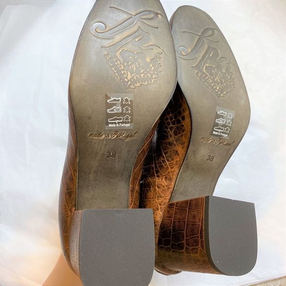 Free People - NIB Cecile Brown Faux Croc Booties - Picture 10 of 11